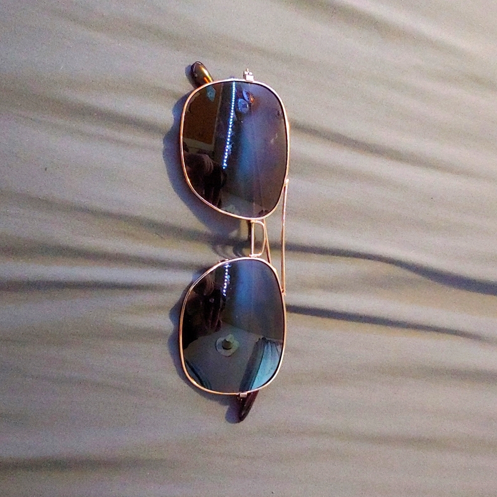 Sun glasses